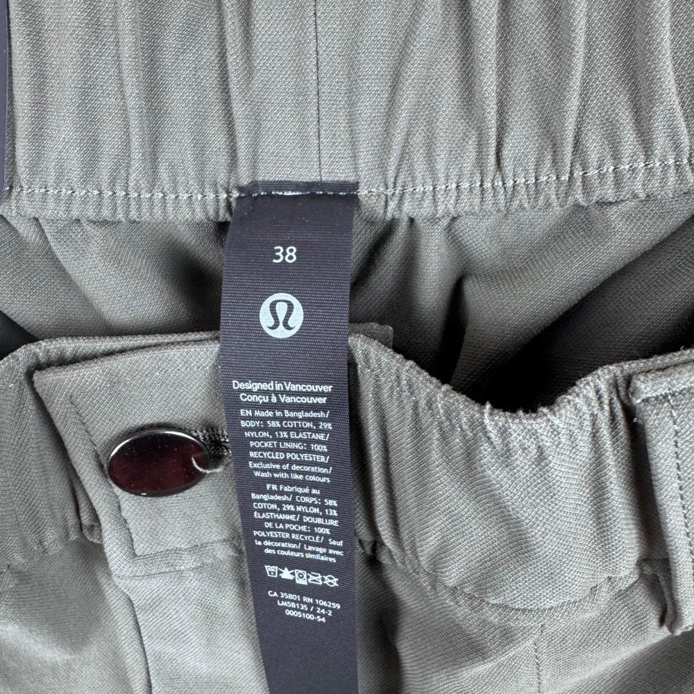 Lululemon VersaTwill Relaxed-Fit Cargo Pant Army Green Mens‎ 38 LM5B13S NEW $148 - Picture 9 of 13